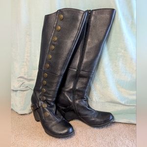 Miz Mooz Shannon Black Boot with Antique Brass Buttons - Great Condition - Sz 7